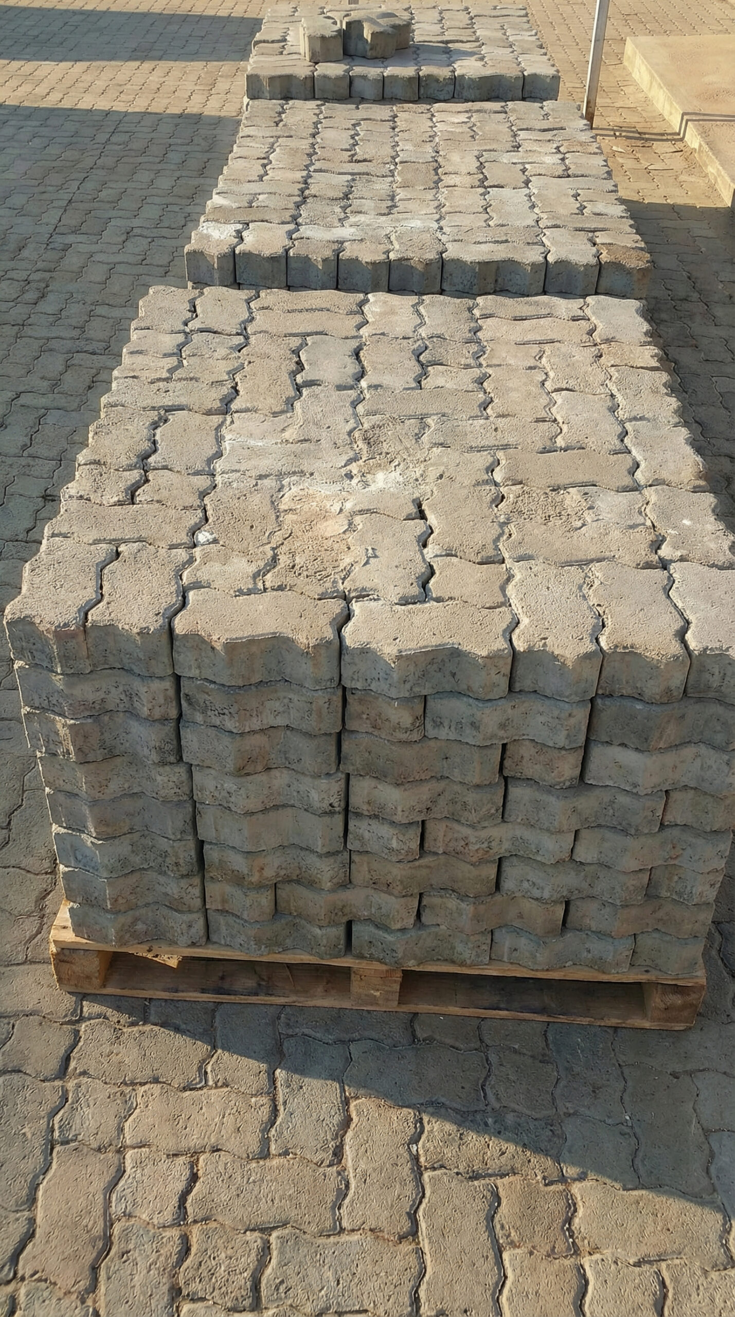 leftover-interlocking-paving-bricks-construction-surplus Pavement - Image 1